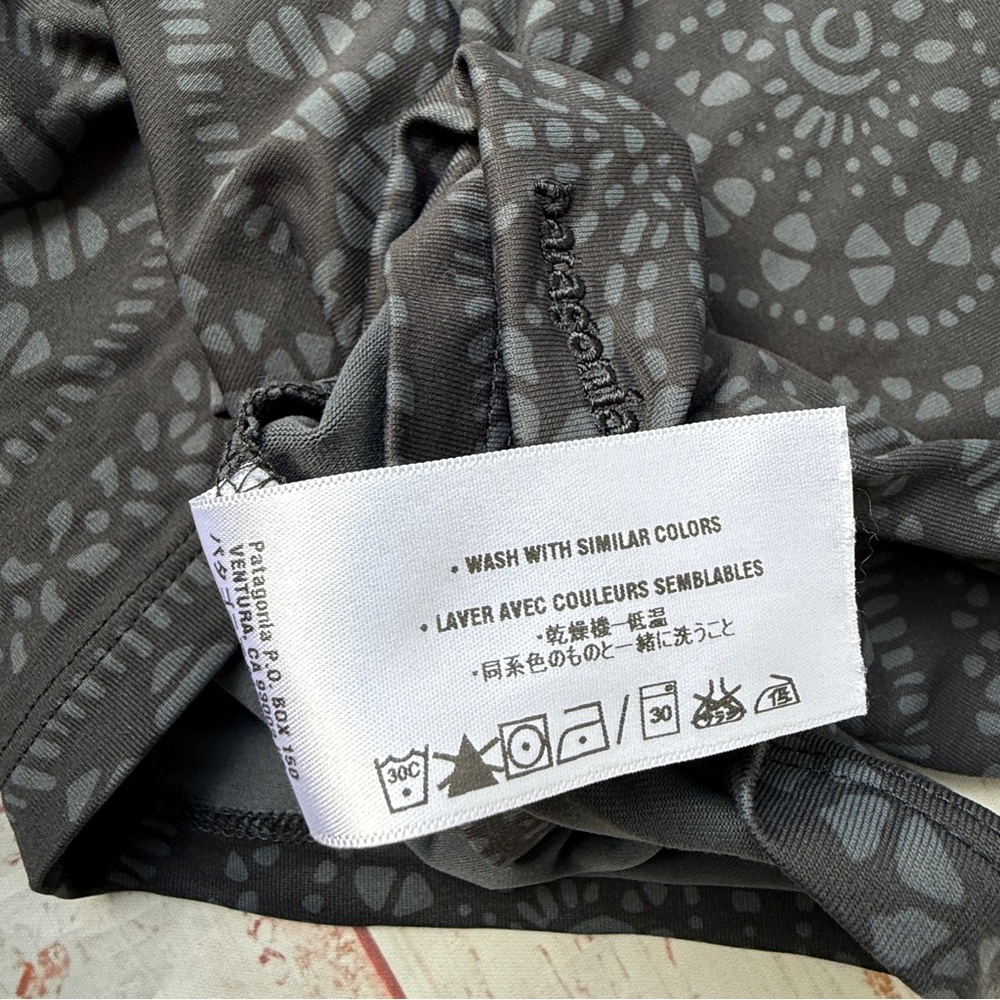 Patagonia  Tank Top Workout Yoga Tone Gray Size S‎ - Picture 8 of 8